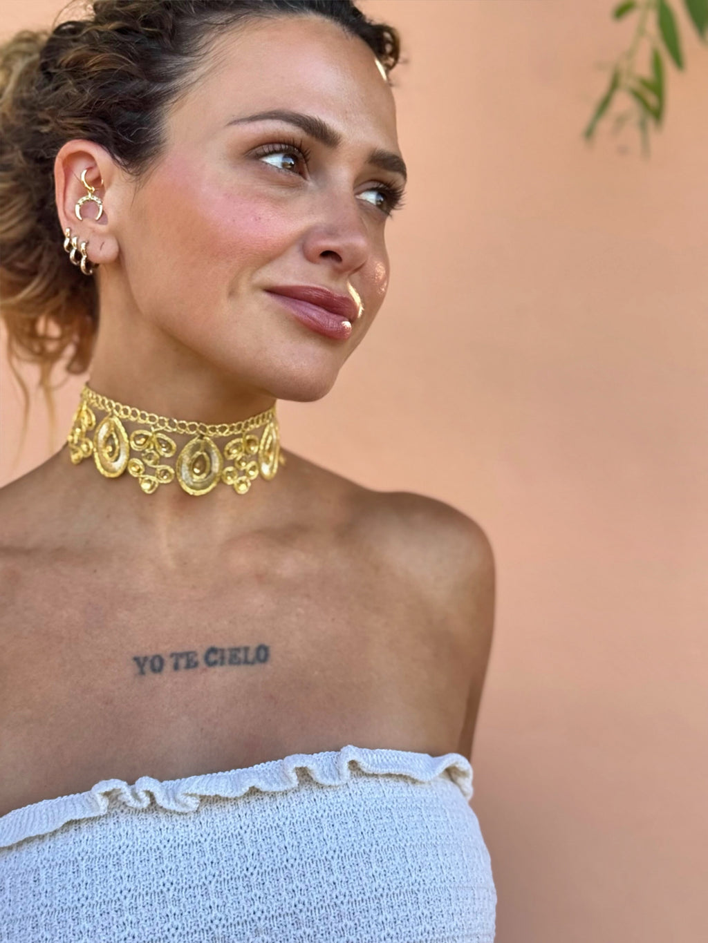 Choker Ivoria