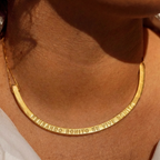 Collar amuleto personalizado