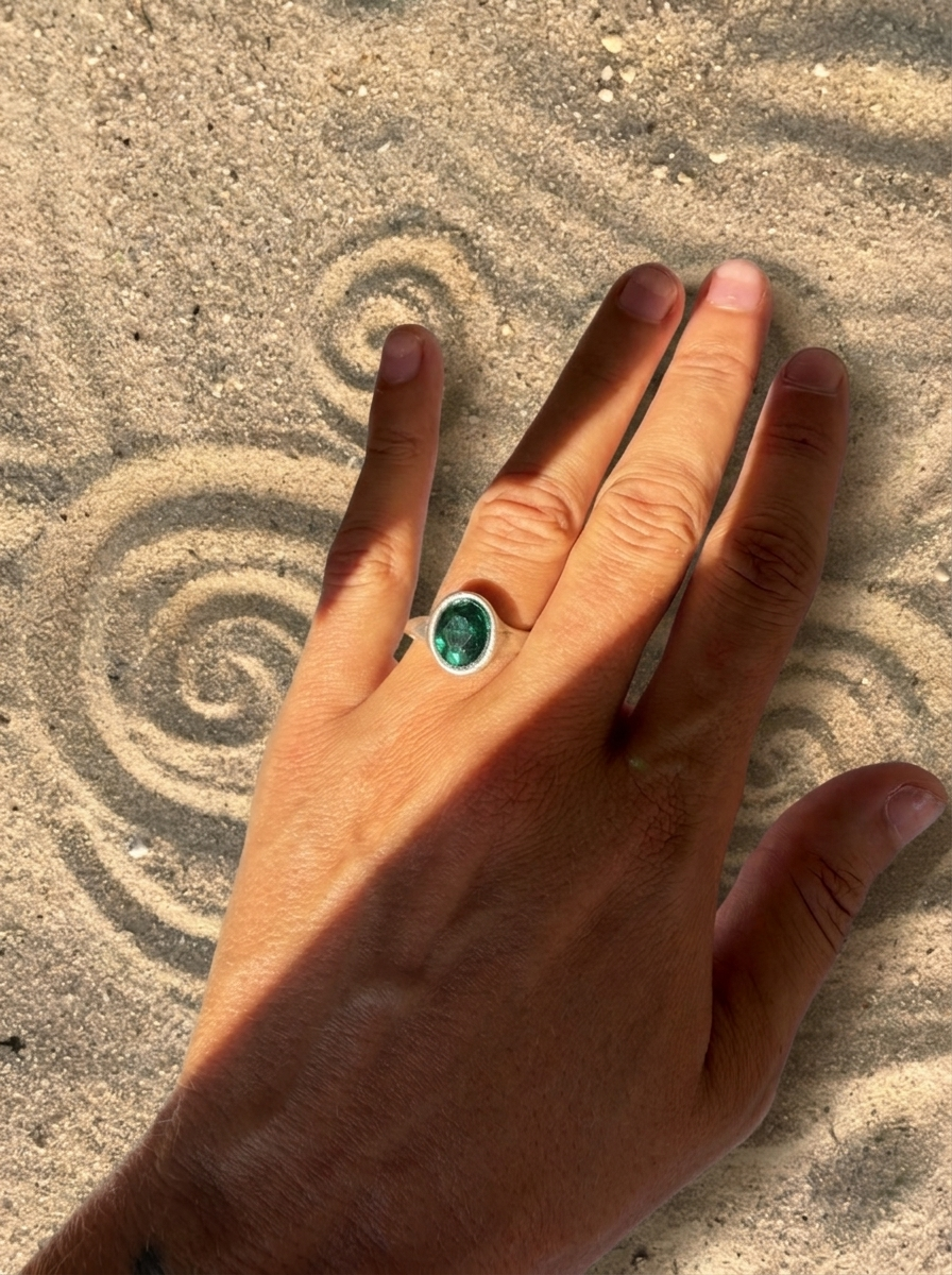 Anillo Cala Esmeralda