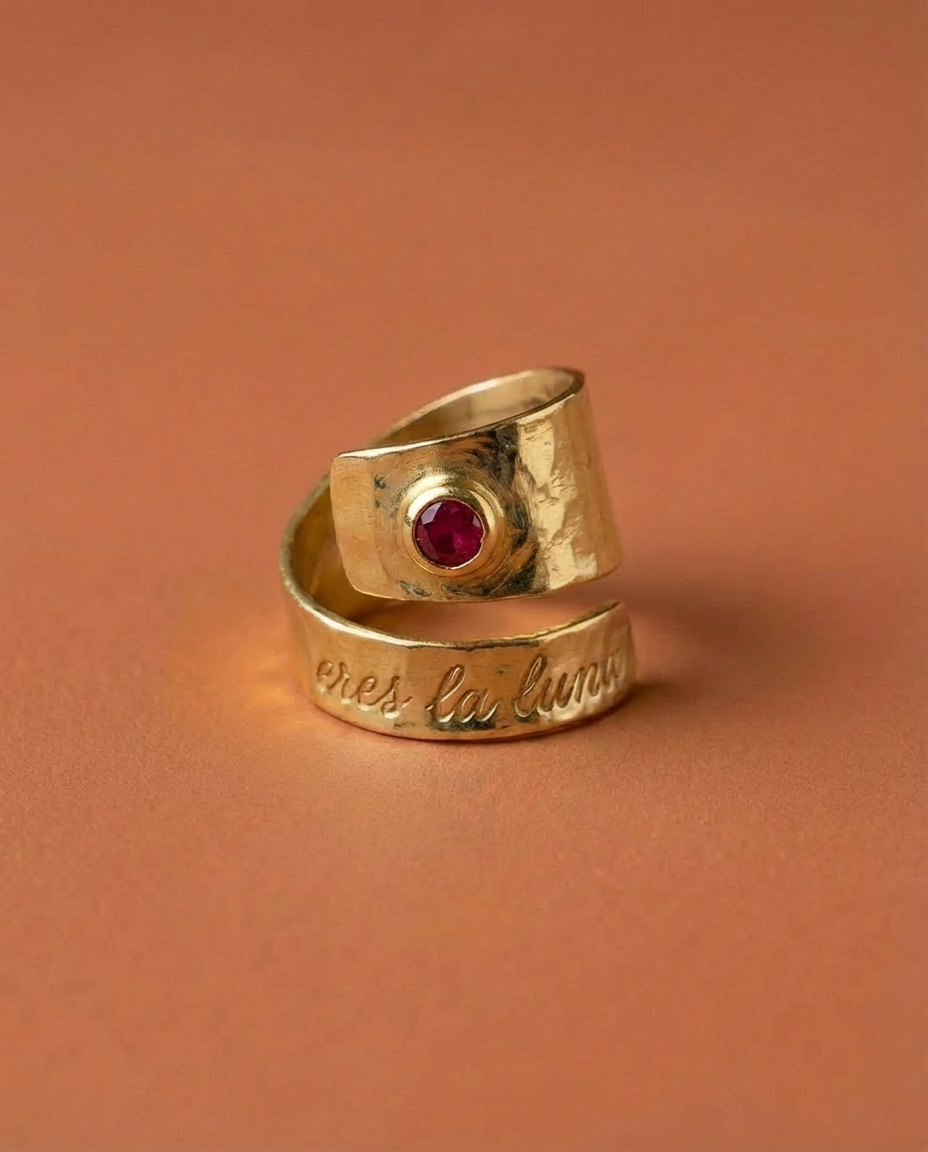 Anillo amuleto personalizado