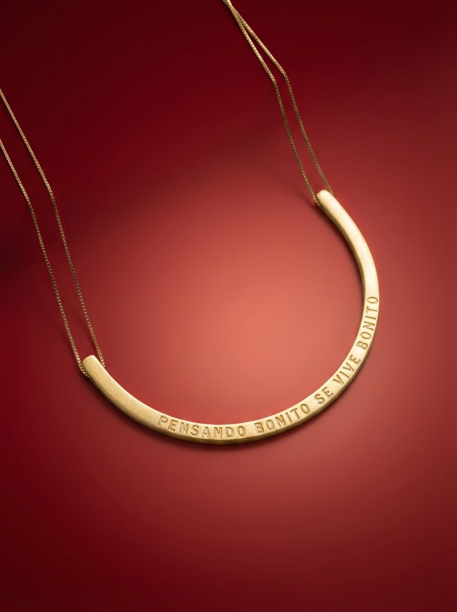 Collar amuleto personalizado